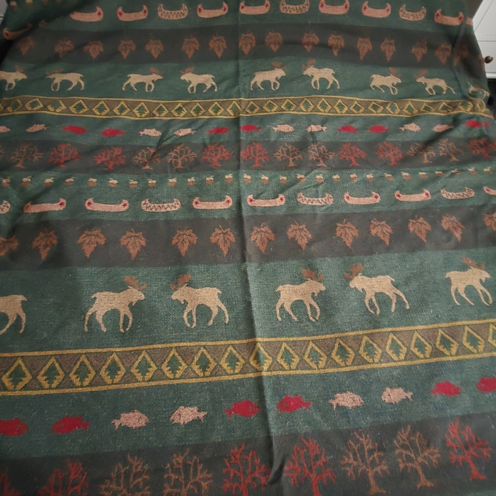 Vintage Reversible Pendleton Wool Queen Blanket, 2 Pillow Shams and Pillow Case